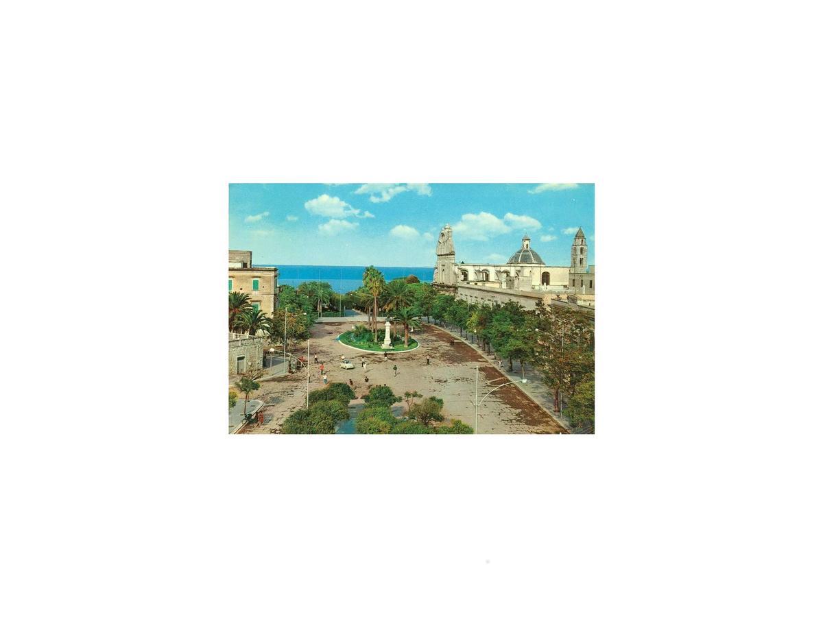 Albergo Lucy Trani Exterior foto